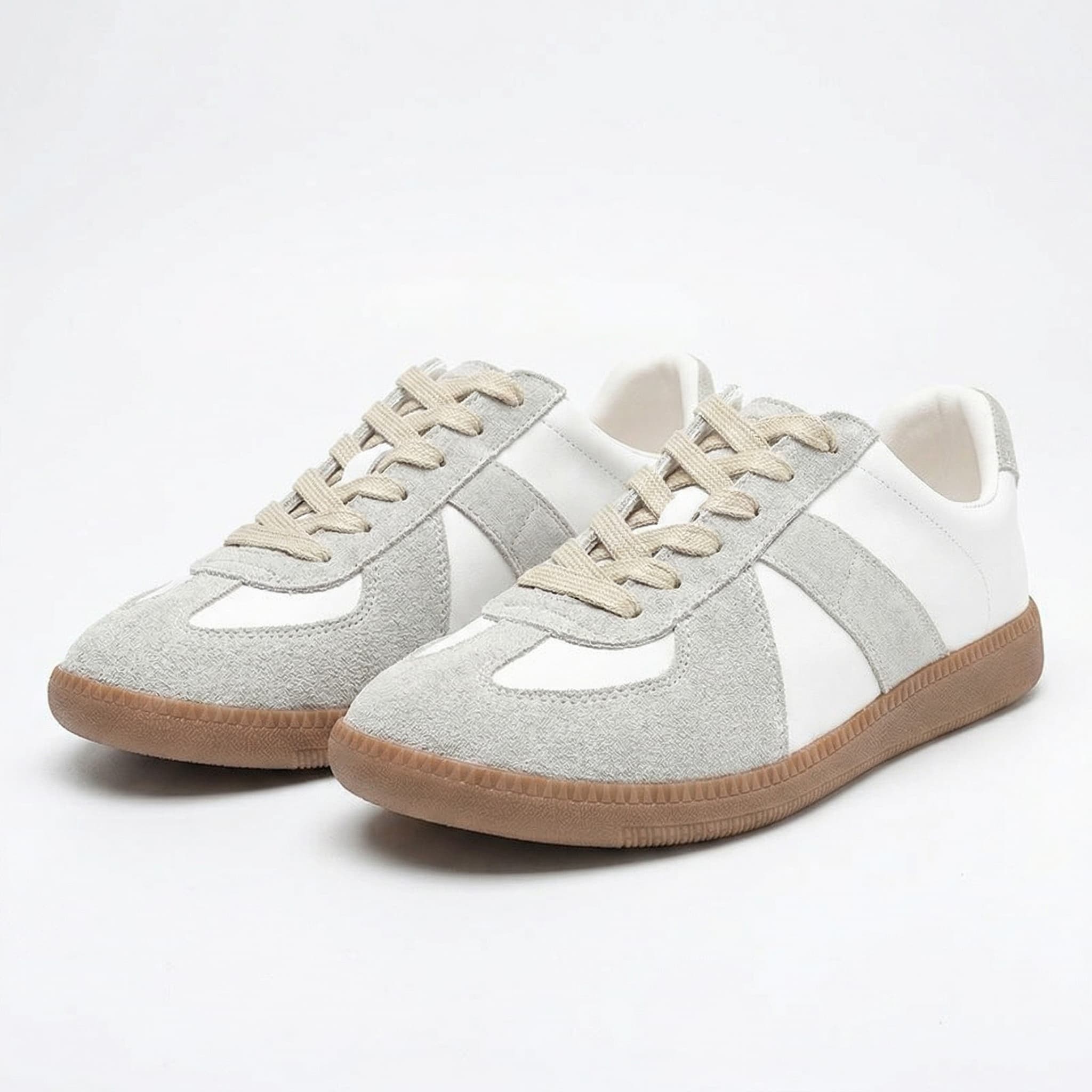 Cambridge Court Sneaker - Image 5
