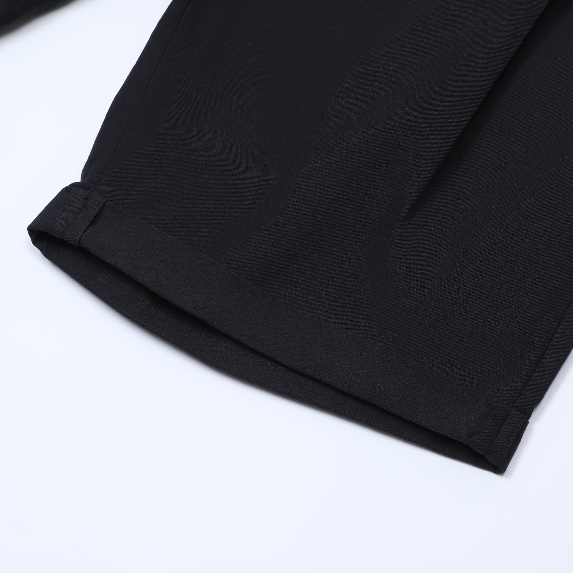 Mondello Linen Bermuda Short - Image 37