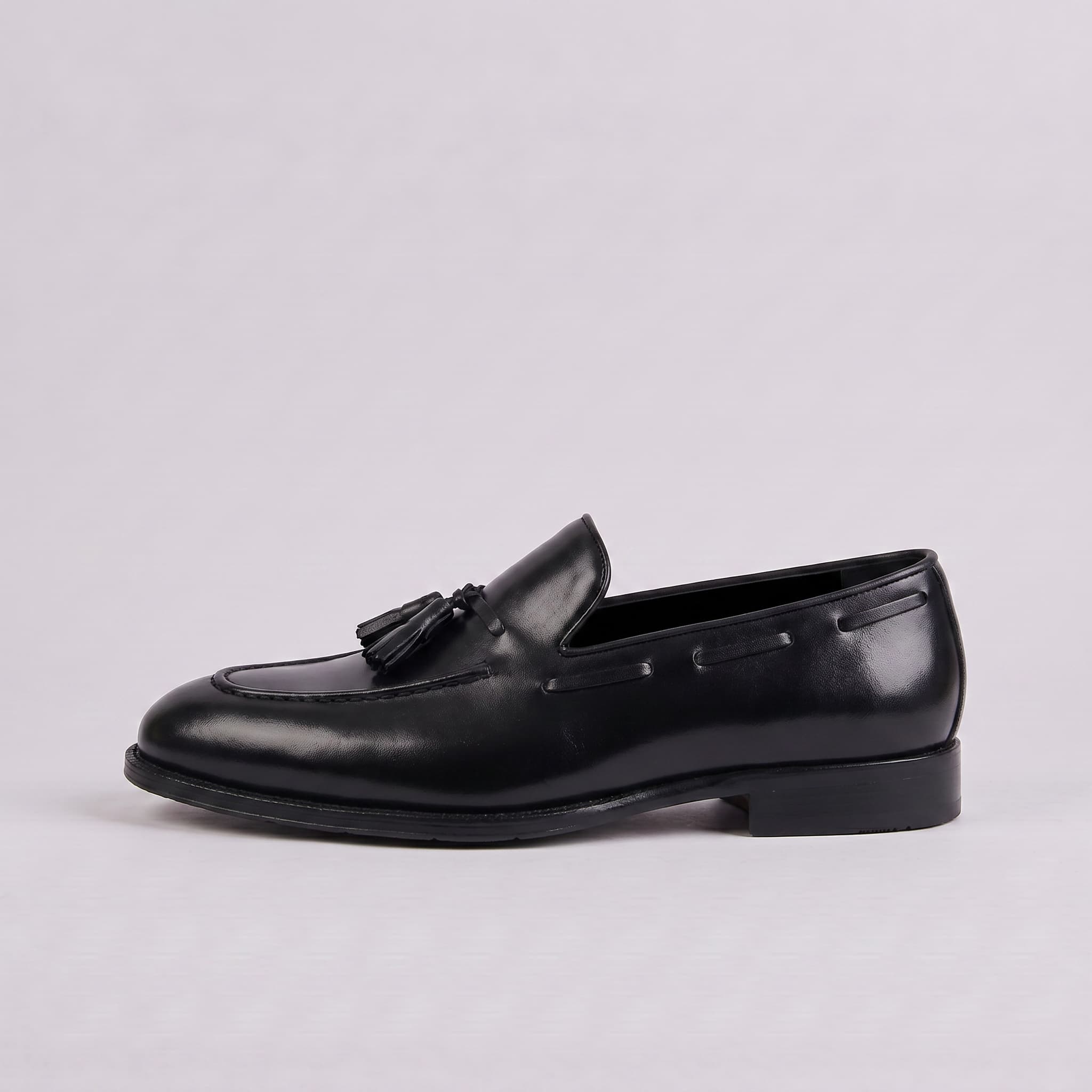 Radcliffe Tassel Loafer - Image 5