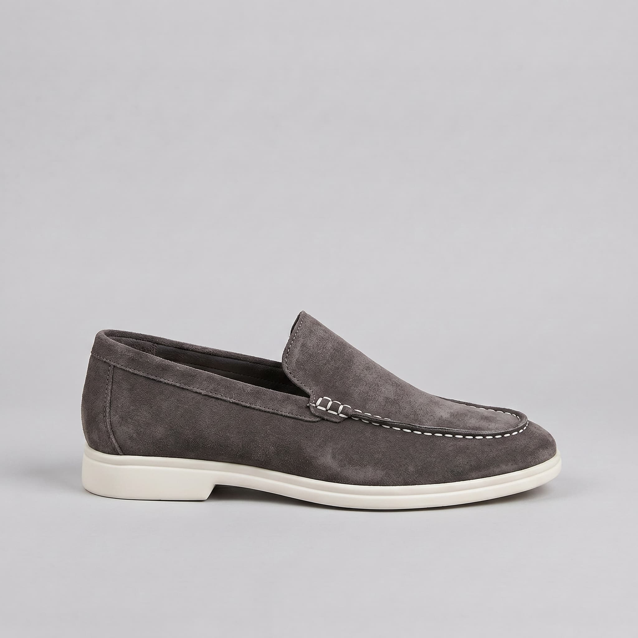 Salcombe Suede Loafer - Image 17