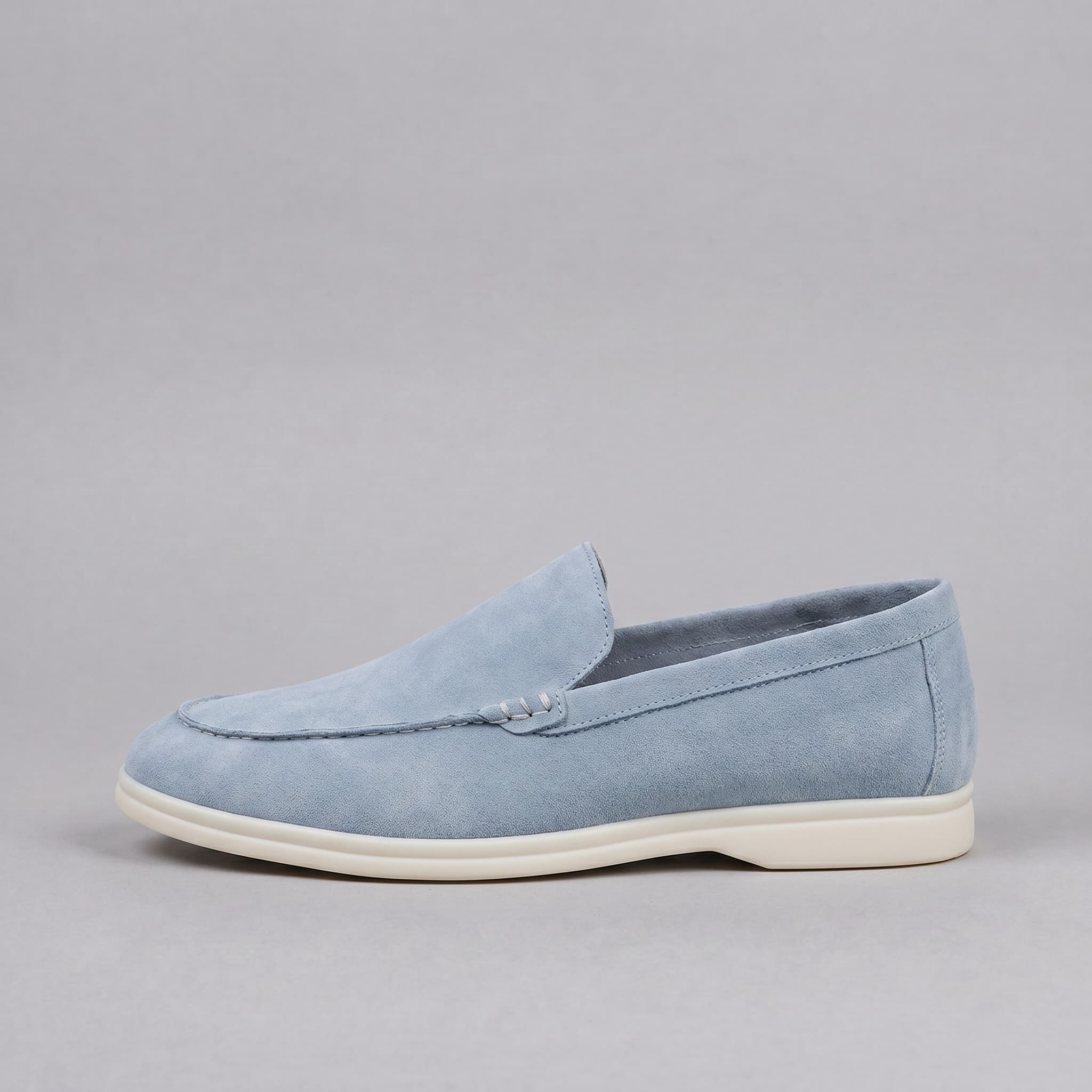 Salcombe Suede Loafer - Image 28