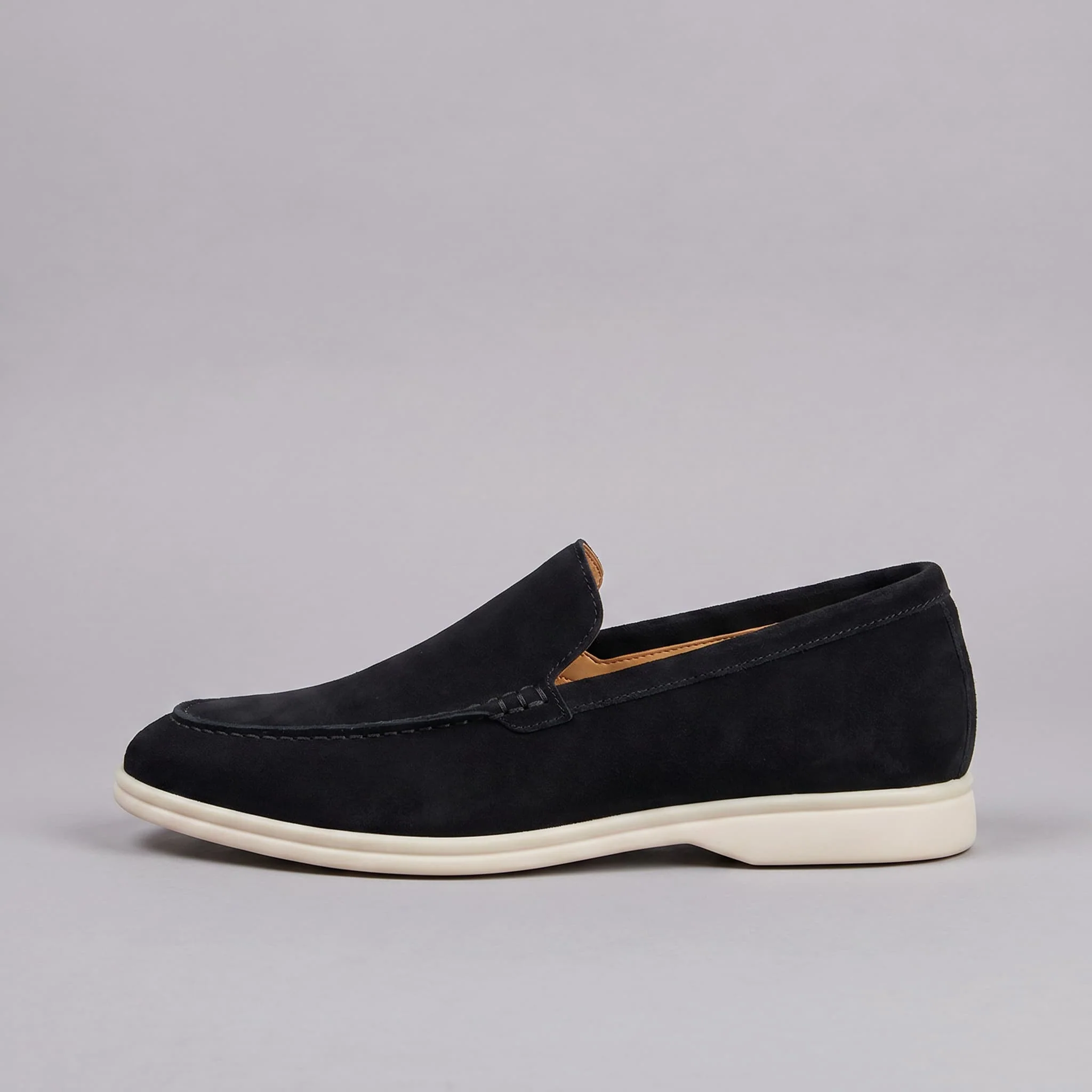 Salcombe Suede Loafer - Image 35